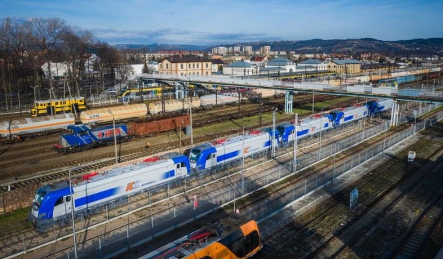 Kolejarze wydali 1,5 mld zł na nowe pociągi w 2020 r. Kolejarze wydali 1,5 mld zł na nowe pociągi w 2020 r.