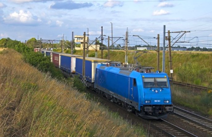 Przewozy intermodalne przekroczyły w III kw. 5 mln ton