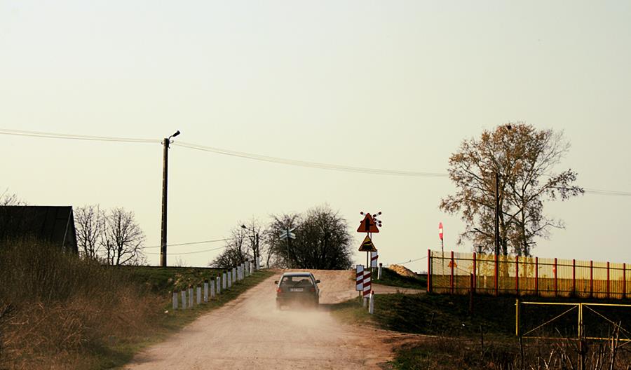 Zarządcy dróg nie muszą się martwić przejazdami. Prawo obciąża odpowiedzialnością tylko kolej Zarządcy dróg nie muszą się martwić przejazdami. Prawo obciąża odpowiedzialnością tylko kolej