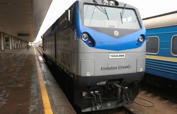 Koleje Ukraińskie z umową na dostawę kolejnych 40 lokomotyw GE