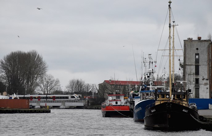 Wróciły codzienne połączenia kolejowe z Ustki do Słupska. Sprawdziliśmy jak się jeździ [zdjęcia]