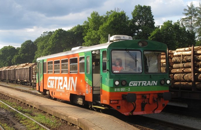 GW Train nieco rzadziej przez granicę polsko-czeską. Za to częściej do Trutnova