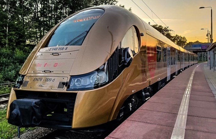 Koleje Śląskie w sobotę pojadą do Krakowa. Bezpłatny przejazd specjalny