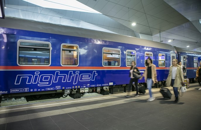 Ruszyły pierwsze po latach pociągi z Wiednia do Brukseli