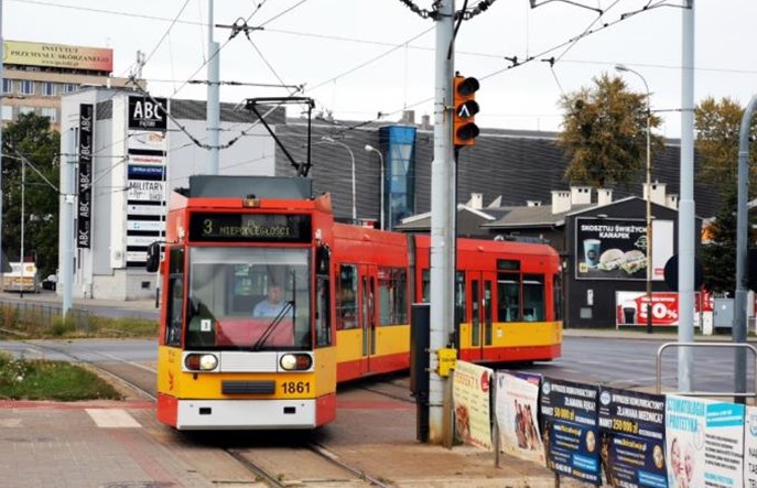 Łódź: Nieco mniejszy zakres modernizacji NF6D. Dostawy trwają 