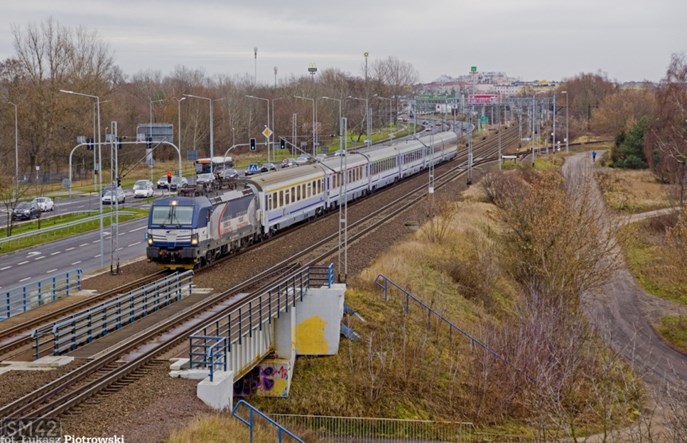 Na których stacjach pociągi spóźniają się najczęściej? Punktualność za 2019 rok