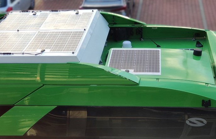 Poznań. Do MPK trafił pierwszy autobus z fotowoltaiką