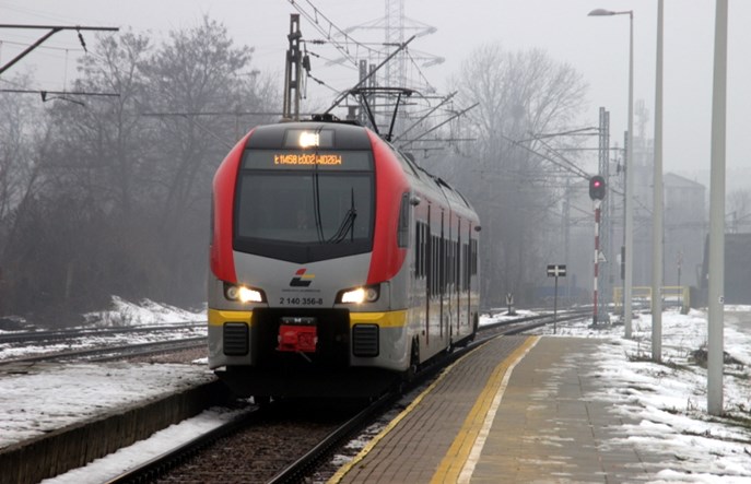 Łódzkie: ŁKA tańsza od Polregio – porównujemy stawki za pociągokilometr