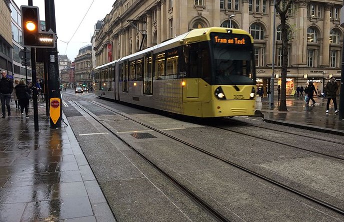 Manchester. Od tego roku za darmowe bilety emeryci… muszą zapłacić