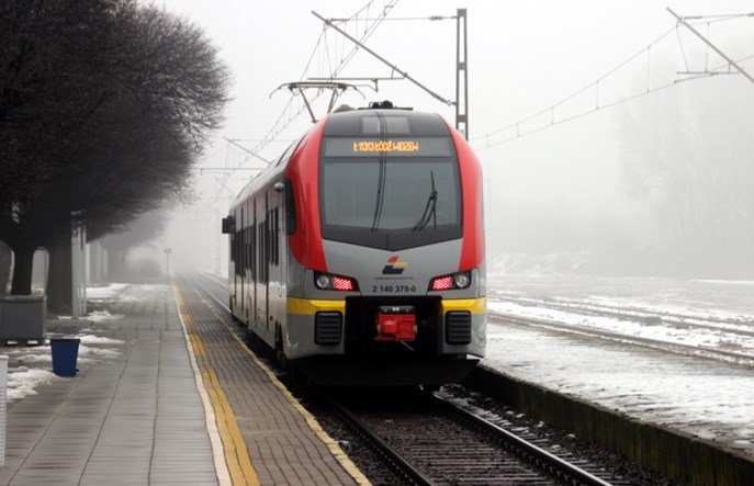 Łódzkie: Nowy, lekki tabor to niższe koszty uruchamiania pociągów