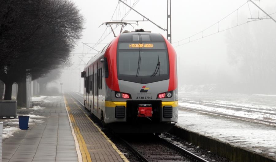 Łódzkie: Nowy, lekki tabor to niższe koszty uruchamiania pociągów Łódzkie: Nowy, lekki tabor to niższe koszty uruchamiania pociągów