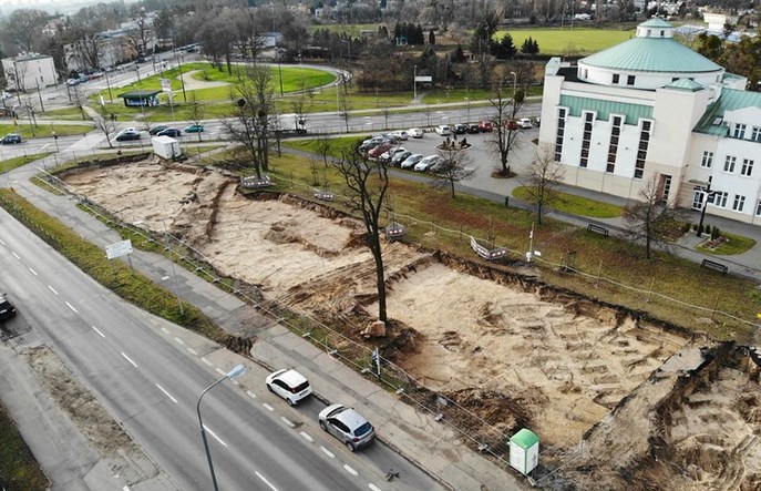 Tramwaj na Naramowice: Archeolodzy przebadali park, rusza kolejna rozbiórka