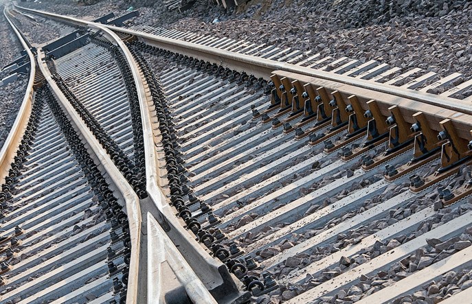 Alert bezpieczeństwa dla zwrotnic Alstom SpA. W Polsce też pracują podobne