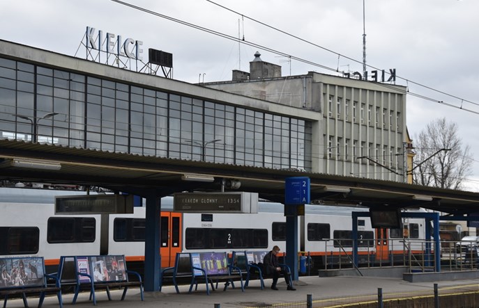Koronawirus w pociągu?  „Prezes UTK na bieżąco monitoruje sytuację”