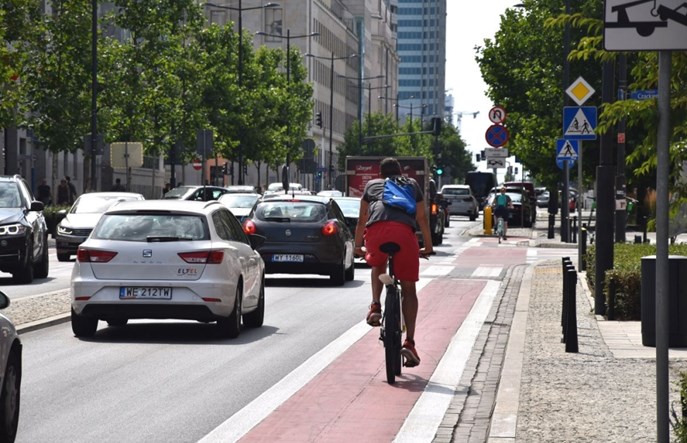 Przyszłość to mniej samochodów w mieście. Inaczej nie wyczyścimy powietrza