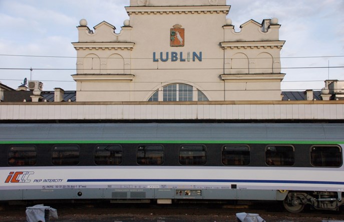 PKP IC: Nowe przystanki i lokomotywy w Polsce południowo-wschodniej