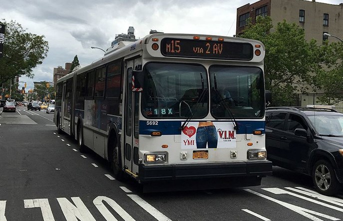 Nowy Jork. Duże koncerny z mandatami za wjeżdżanie na buspasy