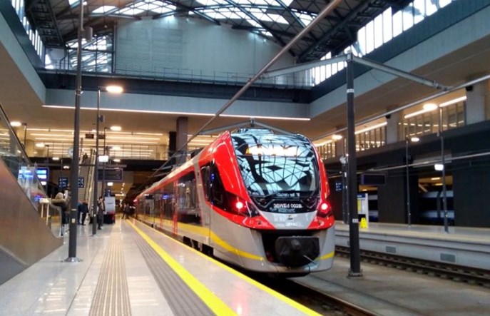 Czerwcowa korekta rozkładu jazdy w ŁKA: do ruchu wróci 50 pociągów