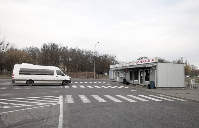 Łódź: Nie jeżdżą autobusy dalekobieżne. Coraz trudniej przemieszczać się po kraju