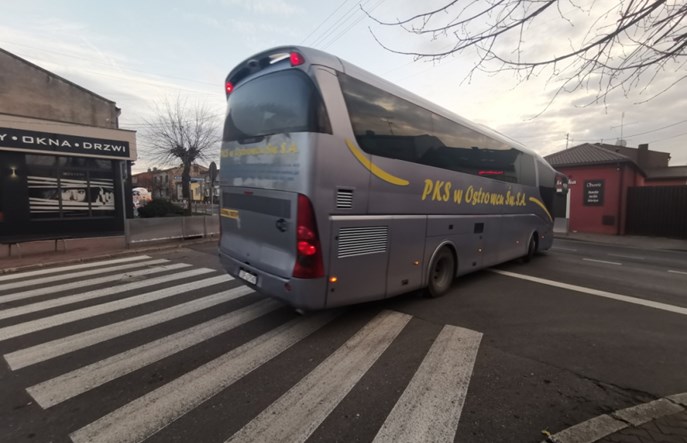 Łódzkie: Ruch autobusów regionalnych i dalekobieżnych na większości tras zamarł