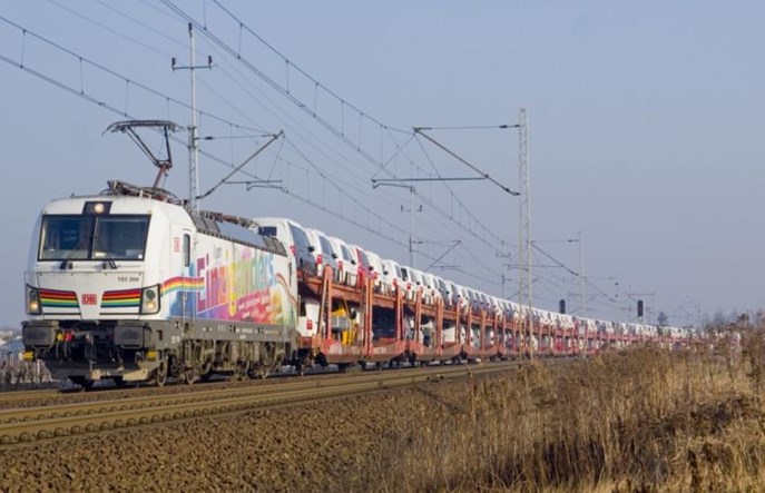 Kolejarze przez granicę bez kwarantanny. Przepisy poprawione w jeden dzień