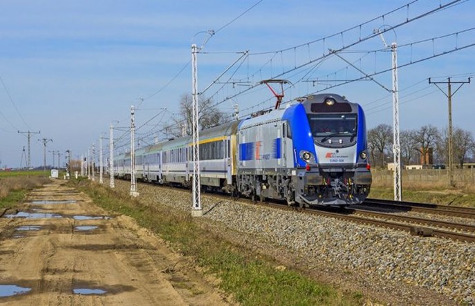 Jak PKP Intercity realizuje zasadę „co drugie miejsce siedzące"?