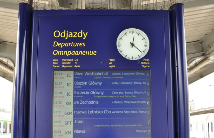 Zmiana czasu na kolei a podróż pociągiem