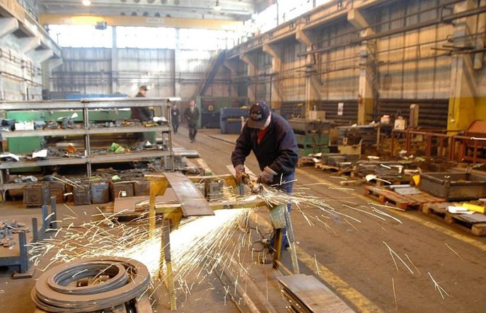 Produkcja, kolej: Czy grozi nam zamykanie zakładów pracy?