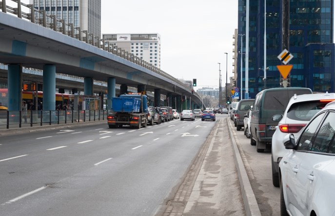 ZDM Warszawa bierze się za al. Jana Pawła II przy Centralnym. Umowa podpisana