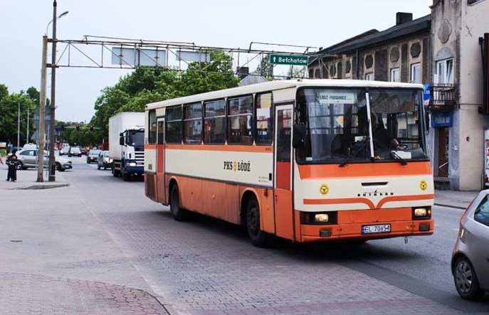 Łódzkie: Mniej autobusów ŁKA, zmartwychwstaje PKS Łódź