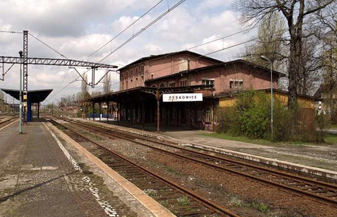 Trzy warianty przybliżenia kolei do Pyskowic
