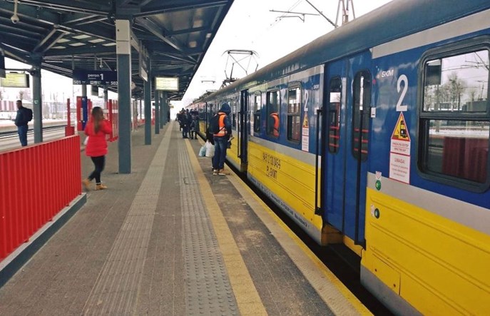 SKM Trójmiasto wydłuża składy 