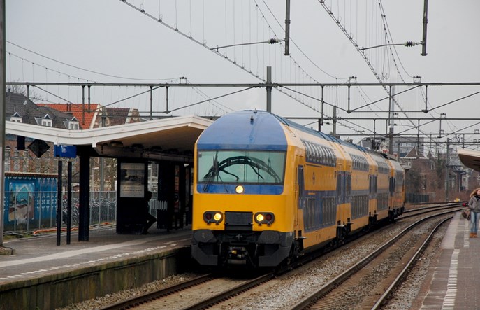 Koleje Holenderskie poszukują dostawcy przynajmniej czterdziestu piętrowych ezt