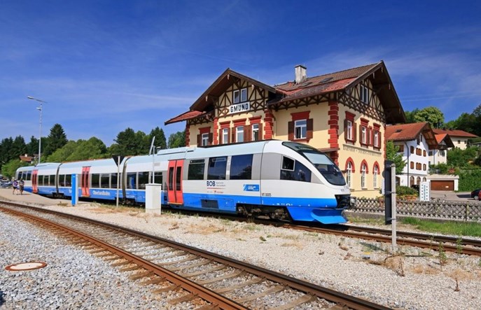 Transdev konsoliduje marki swoich pociągów regionalnych w Bawarii