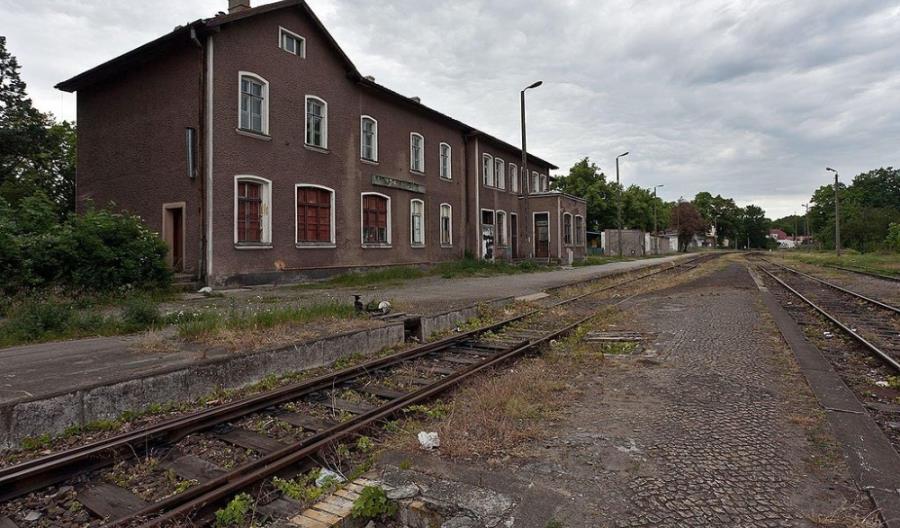 Linia do Barnówka po remoncie. Prędkość to wciąż 20 km/godz. Linia do Barnówka po remoncie. Prędkość to wciąż 20 km/godz.