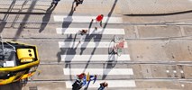 Piesi z pierwszeństwem na pasach, ale nie przed tramwajem