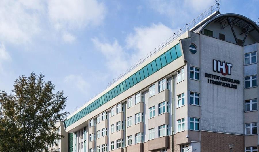 Grupa Kapitałowa PLK przekazała 2,25 mln zł na rzecz Instytutu Hematologii i Transfuzjologii na walkę z COVID-19 Grupa Kapitałowa PLK przekazała 2,25 mln zł na rzecz Instytutu Hematologii i Transfuzjologii na walkę z COVID-19