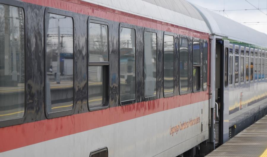 RegioJet sprowadza z Niemiec kolejne kuszetki. Mają pojechać przez Polskę RegioJet sprowadza z Niemiec kolejne kuszetki. Mają pojechać przez Polskę