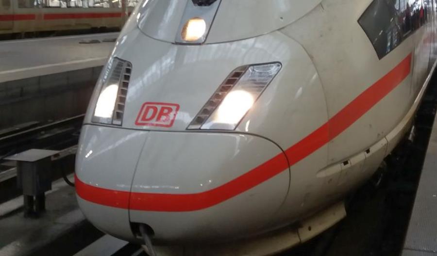 Deutsche Bahn nie wstrzymało pociągów komercyjnych. Teraz chce 10 mld euro wsparcia Deutsche Bahn nie wstrzymało pociągów komercyjnych. Teraz chce 10 mld euro wsparcia
