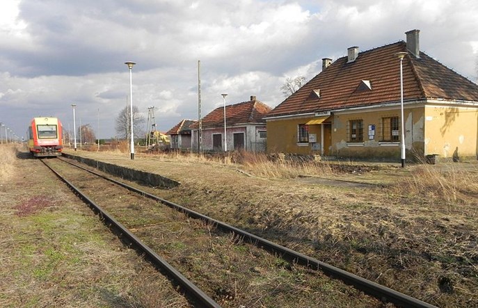 Lubaczów tworzy kolejowe muzeum. Przetarg na remont Ty2-7 z wagonami