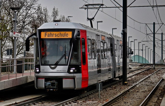Wysokoperonowe tramwaje Bombardiera dopuszczone do ruchu w Dusseldorfie