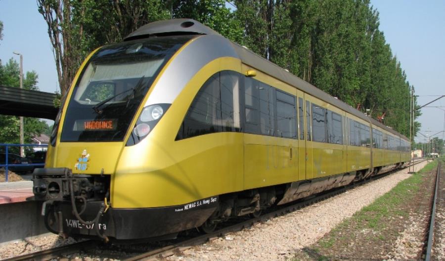 Polregio przygotowuje ogólnopolską pielgrzymkę Pociągiem Papieskim Polregio przygotowuje ogólnopolską pielgrzymkę Pociągiem Papieskim