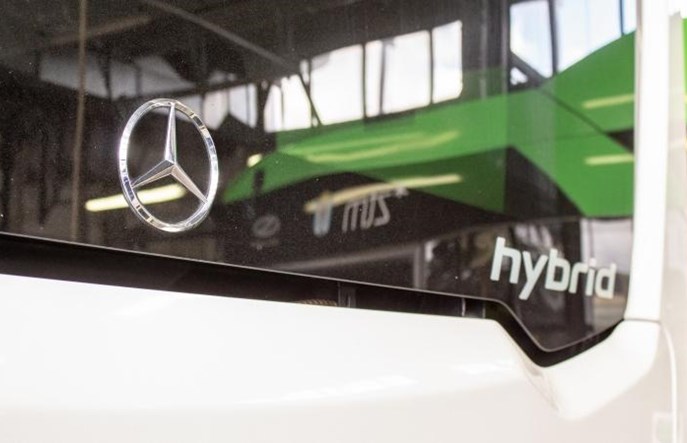 Hybrydowy Mercedes na testach w Poznaniu