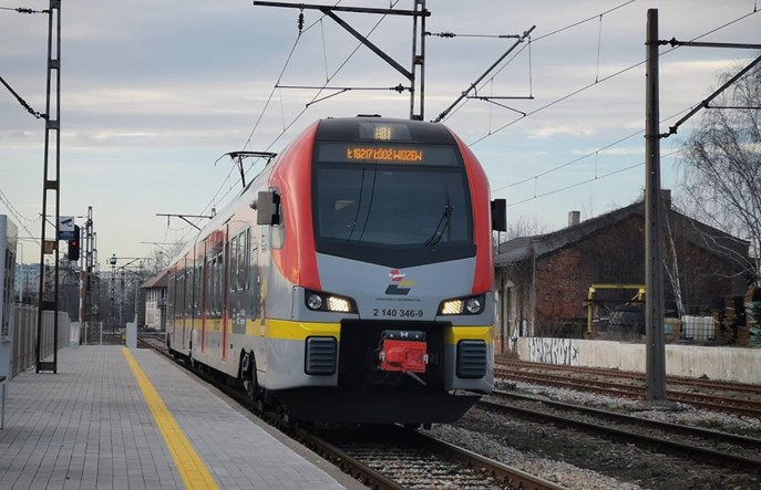 Łódź: Wciąż mniej pociągów na Olechów. Co z autobusem dowozowym?  