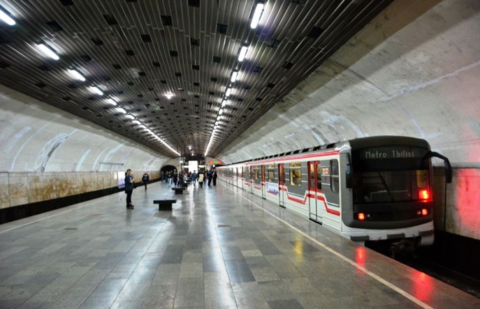 Tbilisi kupuje nowe składy metra