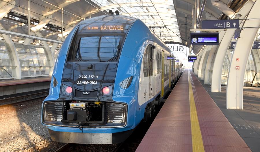 Pesa kończy realizację zamówienia dla Kolei Śląskich Pesa kończy realizację zamówienia dla Kolei Śląskich