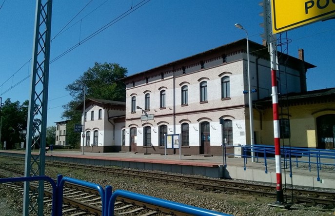 Herby Stare: Wymiana rozjazdów wymusza zmianę trasy pociągu do Tarnowskich Gór