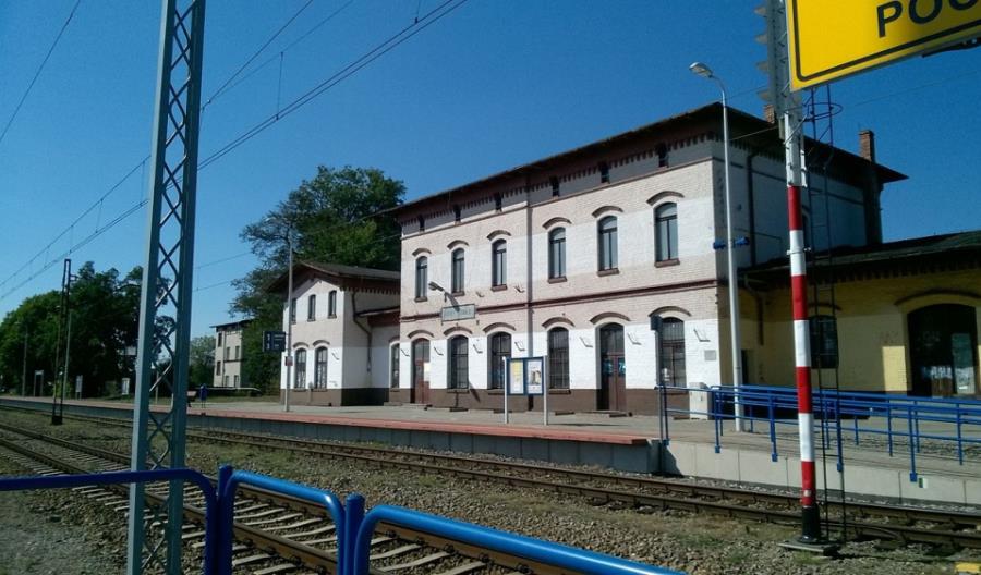 Herby Stare: Wymiana rozjazdów wymusza zmianę trasy pociągu do Tarnowskich Gór Herby Stare: Wymiana rozjazdów wymusza zmianę trasy pociągu do Tarnowskich Gór