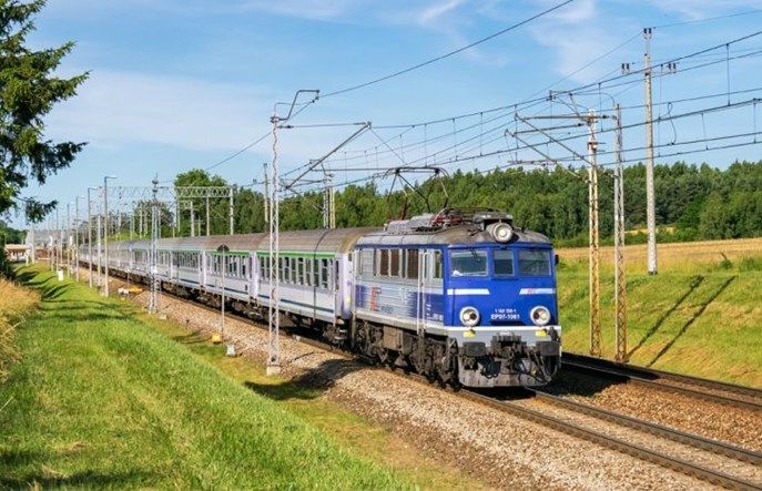 Duży przetarg PKP Intercity na naprawy lokomotyw EU/EP07