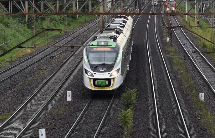 Warszawa: Utrudnienia w ruchu na linii średnicowej i grodziskiej